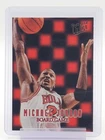 MICHAEL JORDAN 1996-97 FLEER ULTRA BOARD GAME #7 BULLS Q6277