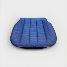 Mercedes-Benz W201 190E Innenausstattung Vordersitz Unterteil mit Heizung Bla... Mercedes-Benz W201 190E Innenausstattung Vordersitz Unterteil mit Heizung Bla...