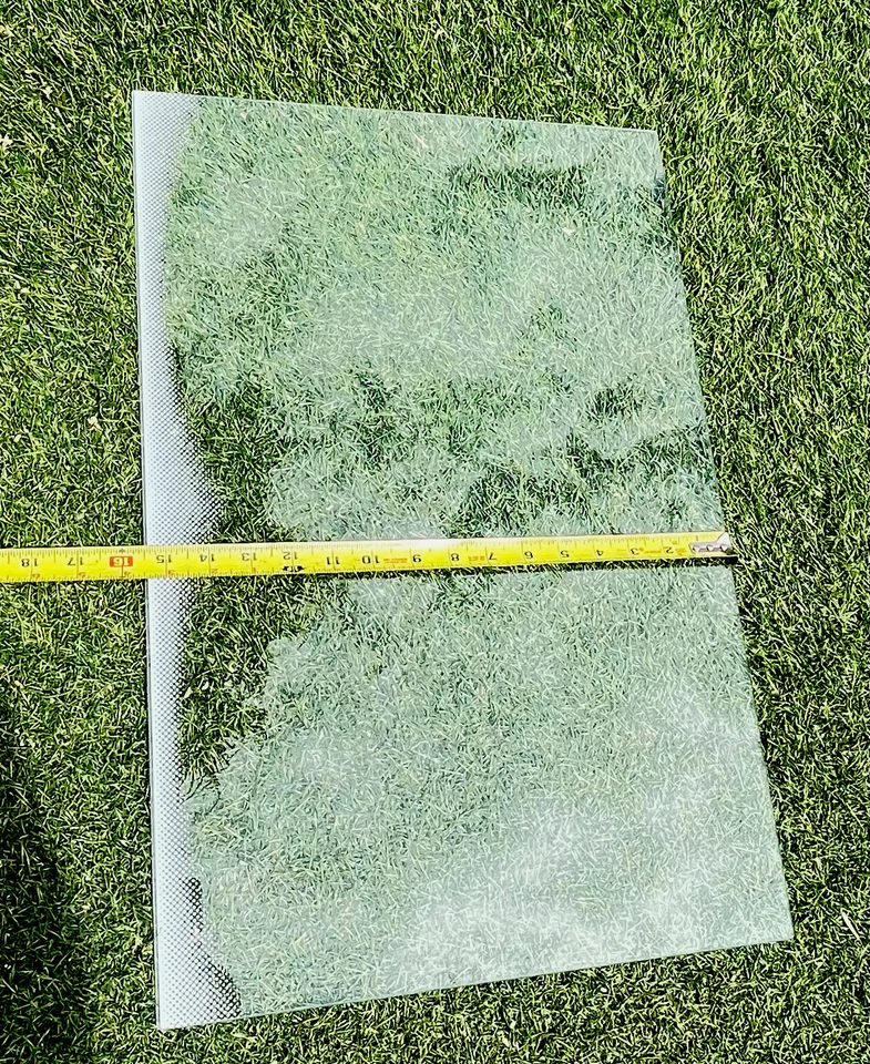 Frigidaire Ref. Crisper Glass Insert W 23-3/4”/D 15,5” From Model GLRT183TDB1 - Imagem 2 de 3