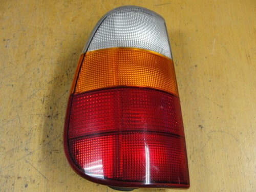 Original VW Caddy 9K9 1999 LHD hinten rechts Valeo W06K9945096 / 67723681