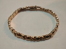 14K Gold Hugs And Kisses Bracelet