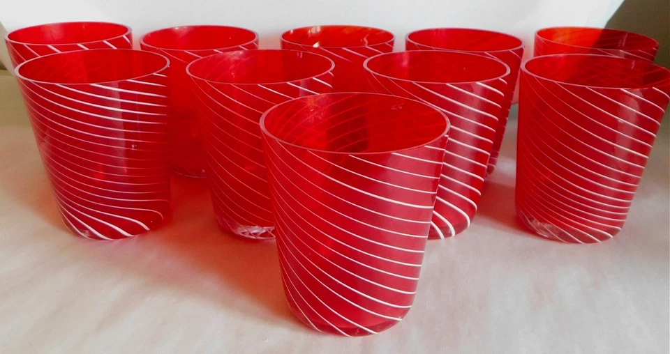 Juego de 10 VASOS DE BEBER REMOLINO SOPLADOS A MANO ROJO Y BLANCO de 4,5" de alto Foto 3 de 4