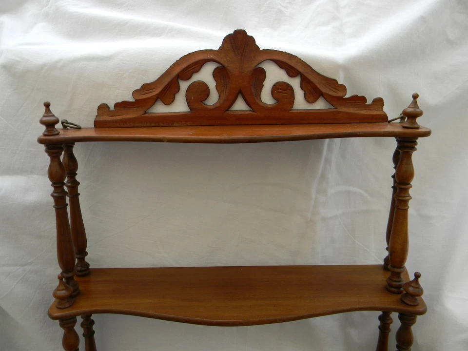 Petite étagère ancienne en acajou. Fin XIXème. - Photo 3/4