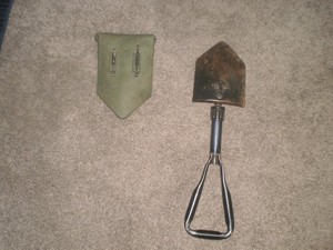 Vietnam era G.I. folding shovel