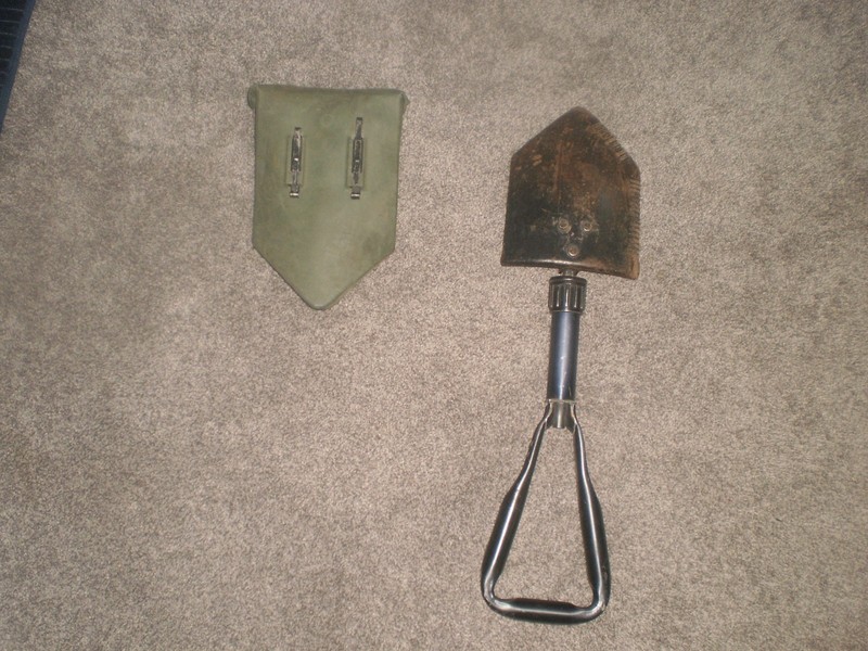 Vietnam era G.I. folding shovel