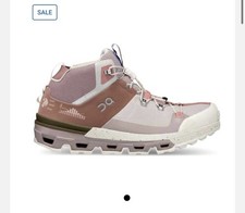 On Women's Cloudtrax Hiking Shoes size 10