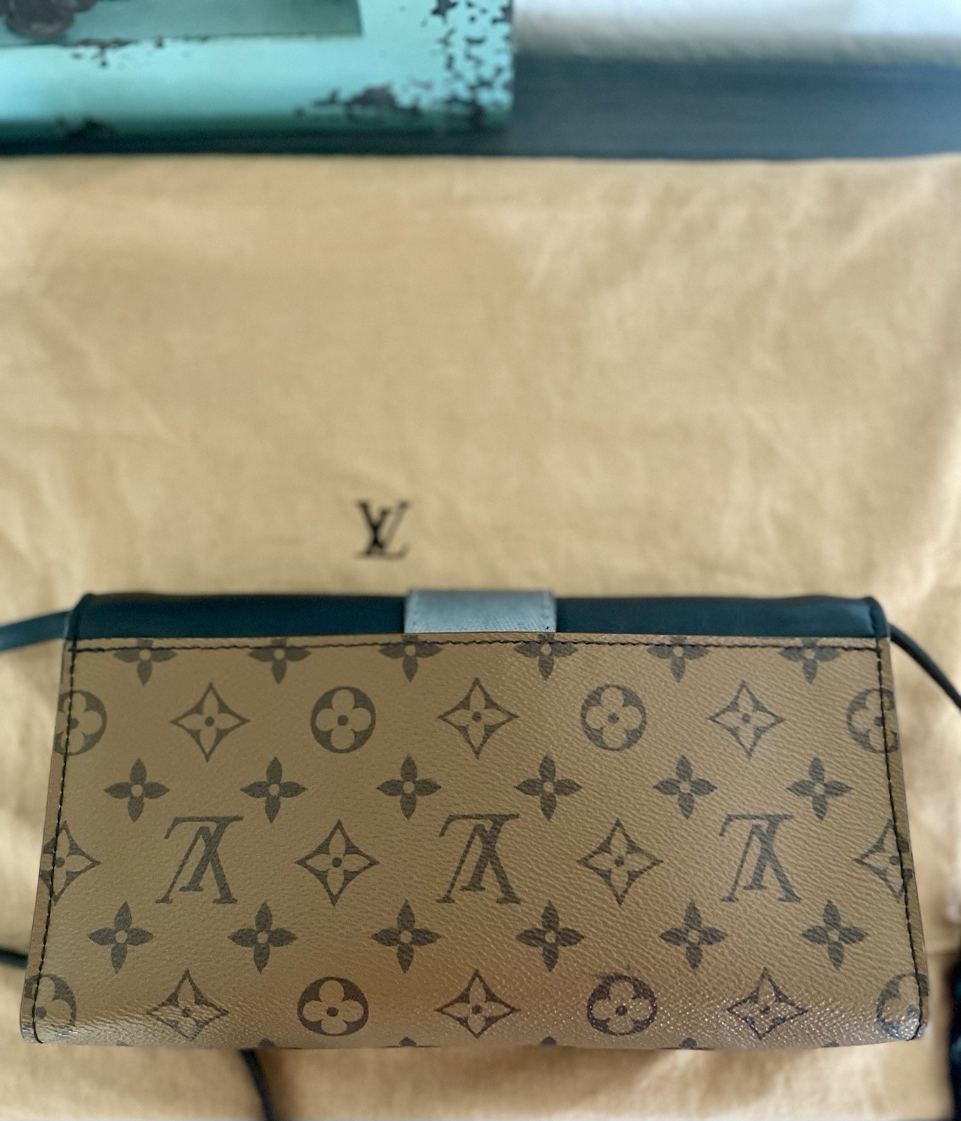 Louis Vuitton Reverse Monogram Clutch/Crossbody B… - image 4