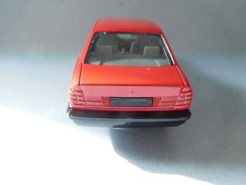BMW 535i Burago 1:43, ROJO Hecho en Italia (592) - Imagen 4 de 6