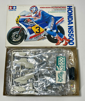 TAMIYA 1442 1/12 Scale Kit HONDA NS500 w/Starting Rider (Vintage