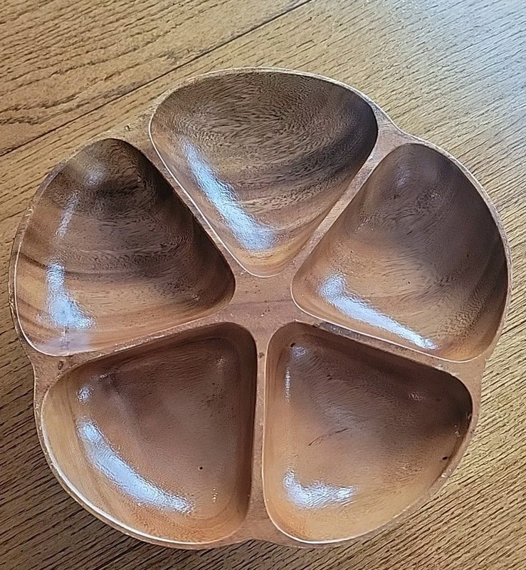 "Monkey Pod" Wood Divided Serving Bowl Nuts 12” Acacia Wood. Hawaiian Vintage. 