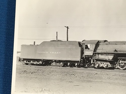 Lehigh Valley Railroad Locomotive 5107 @ Newark New Jersey RPPC Photo Postcard - Picture 3 of 5