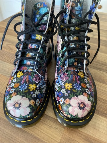 Dr martens Wanderlust Pascal 1460 Floral Leather Doc’s boots Uk4 - Picture 9 of 9