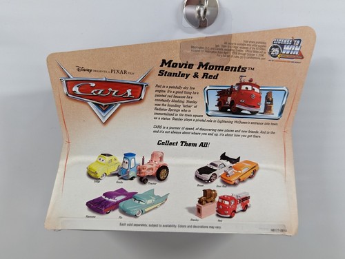 Stanley & Red - 2006 Mattel Pixar CARS Movie Moments - Fire truck - Picture 4 of 4