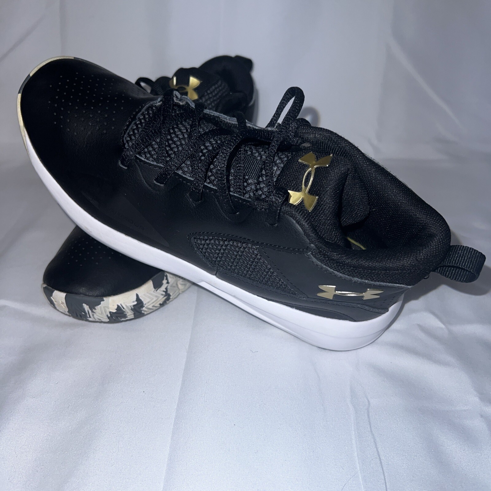 Under Armour Boys Lockdown 5 3023533-003 Black Basketball Shoes Sneakers Sz 6Y thumbnail 9