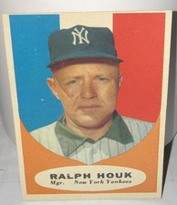 Vintage 1961 Topps Ralph Houk #133 New York Yankees MLB Baseball Card