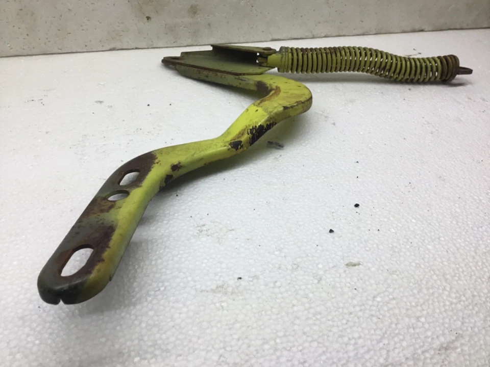 Bisagra capó delantero izquierdo Volkswagen Super Beetle 1973-1979 OEM genuino VW Foto 2 de 2