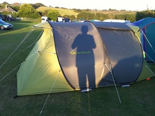 Tent Quencha 2 second Pop Up XXL 4 Man Tent USED but Excellent Condition