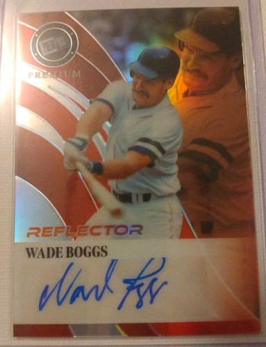Wade Boggs Autogramm 2/5 2024 Blatt Presseausweis Premium Reflektor Auto /5
