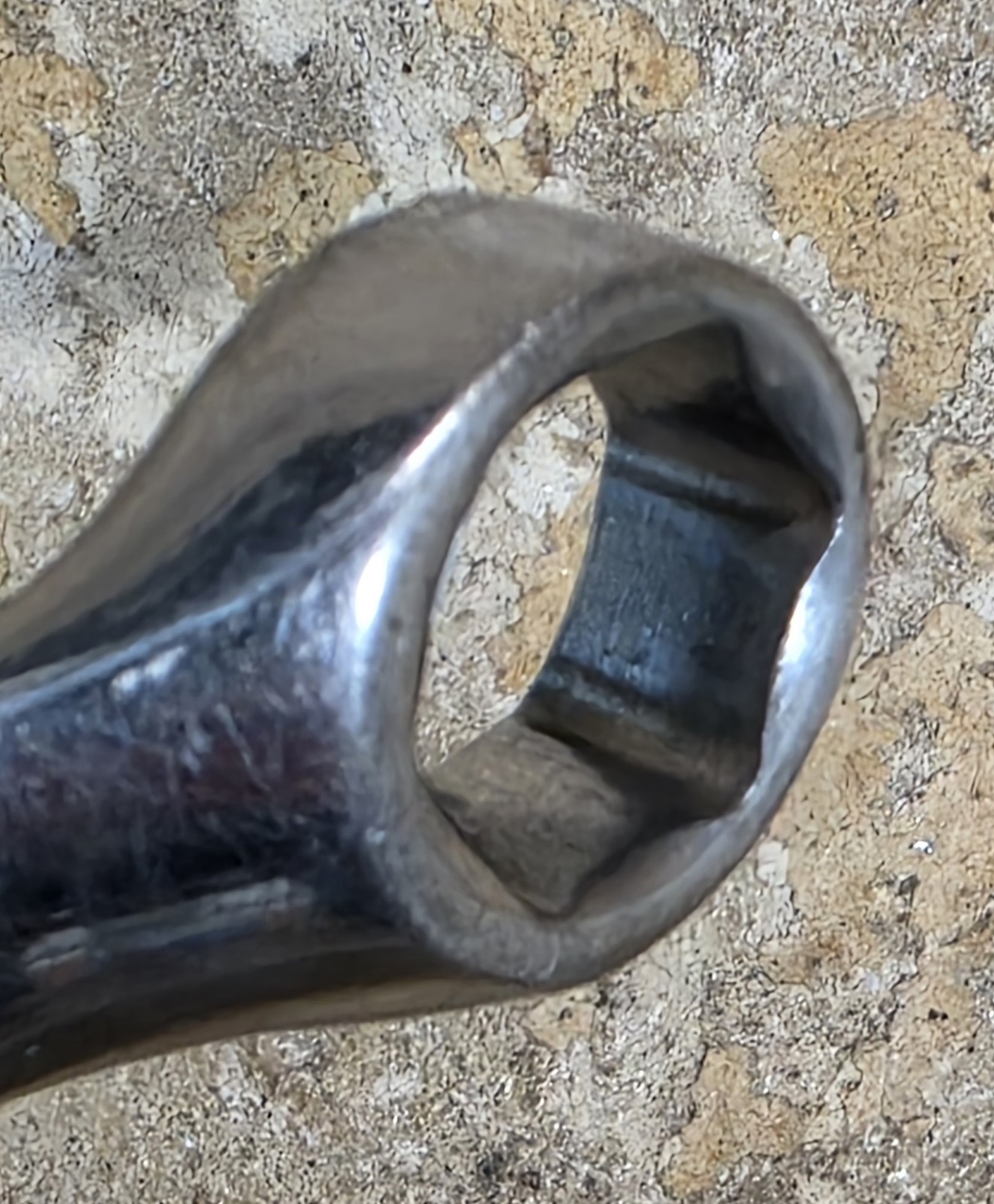 Snap-on SAE 1/2" - 9/16" Offset Box End Wrench 6pt XB1618SA