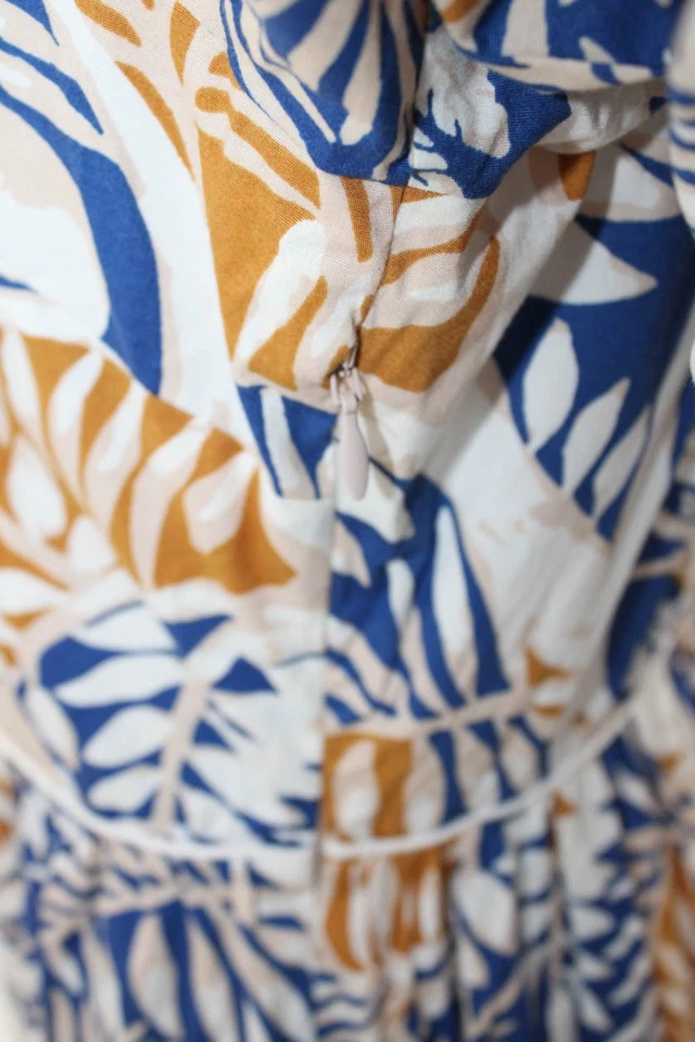 Staud Women's Long Sleeves Quarter Button Tiered Floral Maxi Dress Size XS - Image 4 of 4