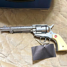 VINTAGE Nichols Stallion 45 Mark II Diecast Cap Revolver w/ White G and w/ bull