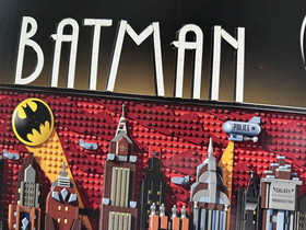 LEGO BATMAN 76271 Gotham City The Animated Series 4210 pieces New in Box