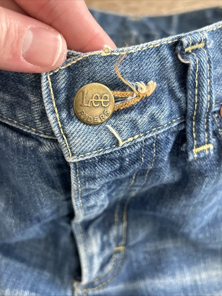 Vintage 1960s Lee Riders Sanforized Selvedge Denim Jeans SZ 30x31 Union Made - Image 4 of 4