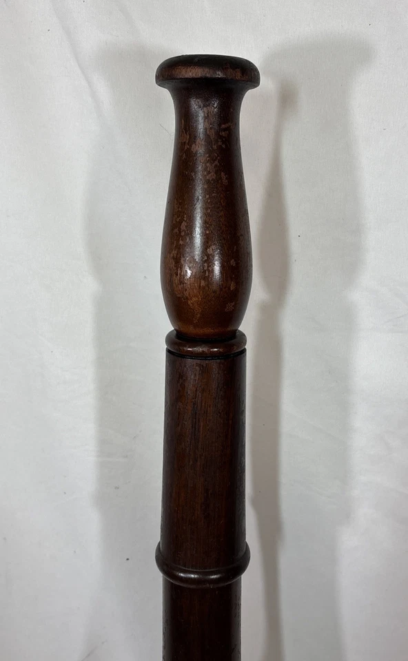 Antigua base de lámpara de pie vintage estilo victoriano torneada de madera maciza de nogal Foto 3 de 4