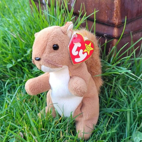 Ty Beanie Baby Nuts the Squirrel Vintage 1996 Retired Hang Tag PVC Pellets