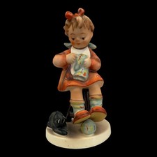 Goebel Hummel "Mother's Helper" 133