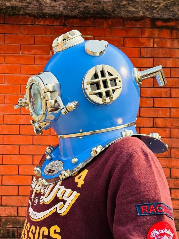 Antique Mark V US Navy Divers Helmet - Scuba Diving Deep Blue Marine ...