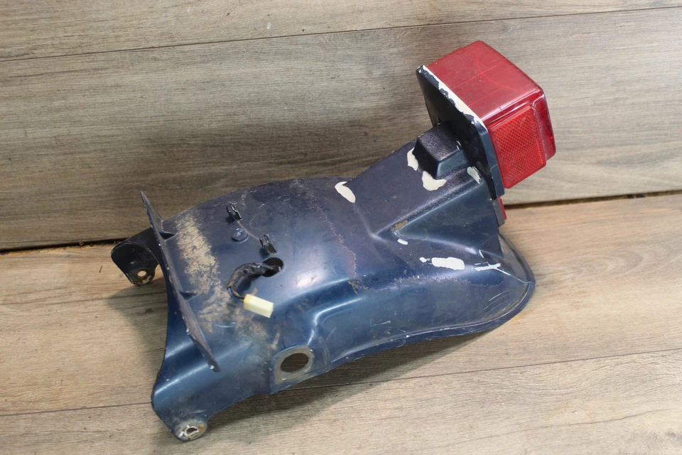 1981 YAMAHA ВОЗБУДИТЕЛЬ 185 SR185 ЗАДНИЙ КРЫЛО КАПОТ ОБТЕКАТЕЛЬ - Изображение 4 из 4