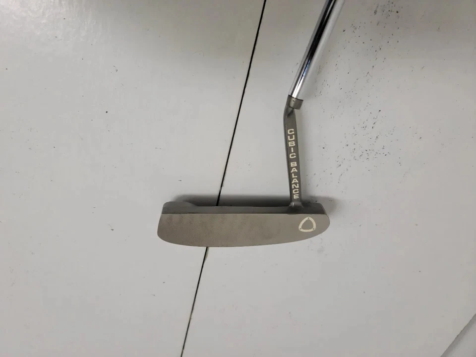 Brand New Sealed Pristine 1990's 35" Carbite THZ-1 (Pro) Titanium ALL-IN Putter - Image 4 of 4