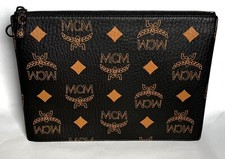 MCM MEDIUM AREN MAXI MONOGRAM VI FLAT POUCH I...