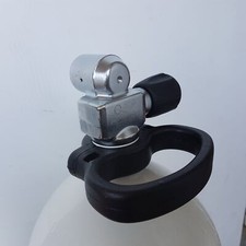 Uchwyt do butelek zanurzeniowych o średnicy szyjki butelki 40mm