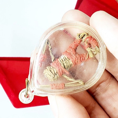thai Amulet Hoon Payon Achan Loy Ayutthaya Wearing Red Armor Rattan Magic Rare 3 - Picture 6 of 12