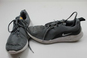 girls infant nike trainers