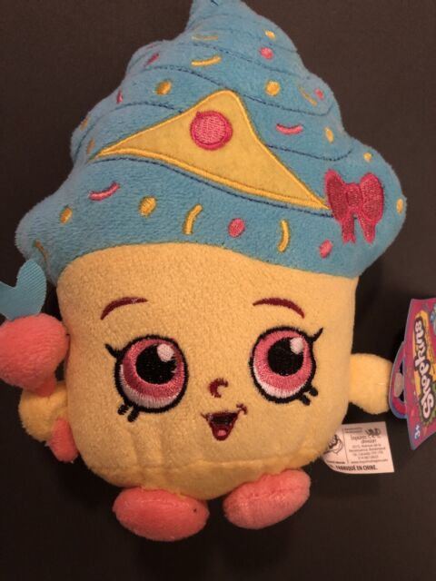 Featured image of post Shopkins Cupcake Queen Plush Unboxing of the new shopkins 2015 large shoppin cart for season 3