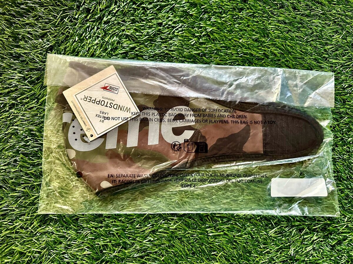 SUPREME Windstopper Woodland Camo Reflective Facemask Ready SUPREME Windstopper Woodland Camo Reflective Facemask Ready