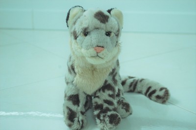 webkinz signature snow leopard