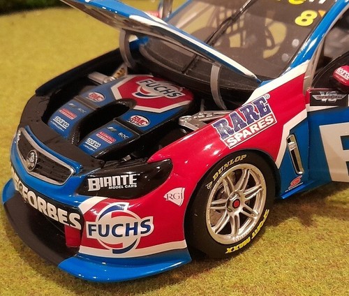 * 1/18 * Biante * 2016 Holden VF Commodore * V8 Supercars Jason Bright * BOXED - Picture 12 of 22