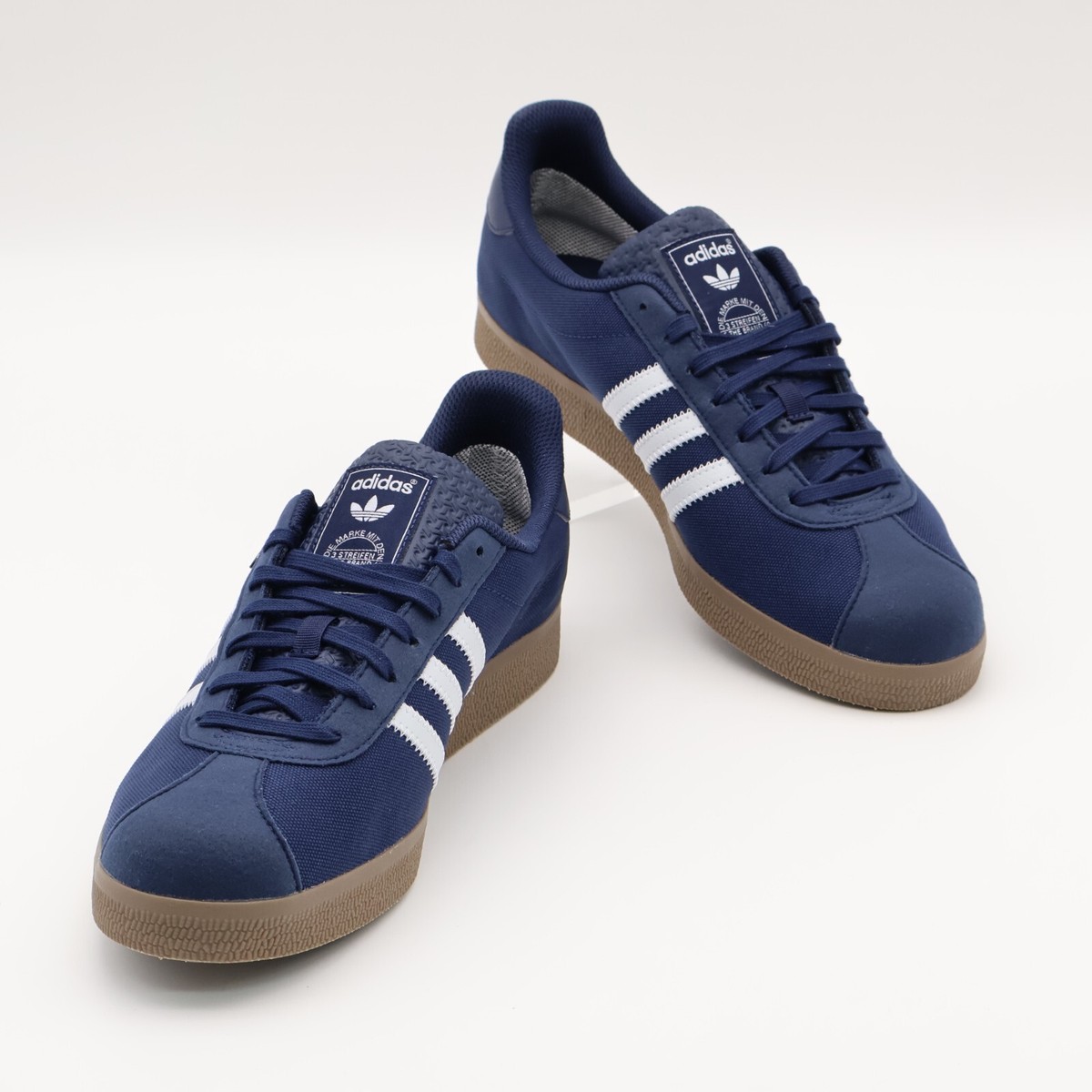 JR2729 adidas Originals Gazelle GORE-TEX College Navy Halo JR2729 adidas Originals Gazelle GORE-TEX College Navy Halo