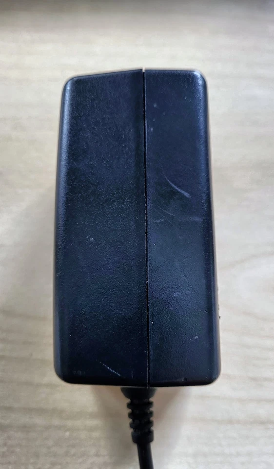 LOGITECH AC Adapter 10V DC 1,3A - Bild 3 von 3