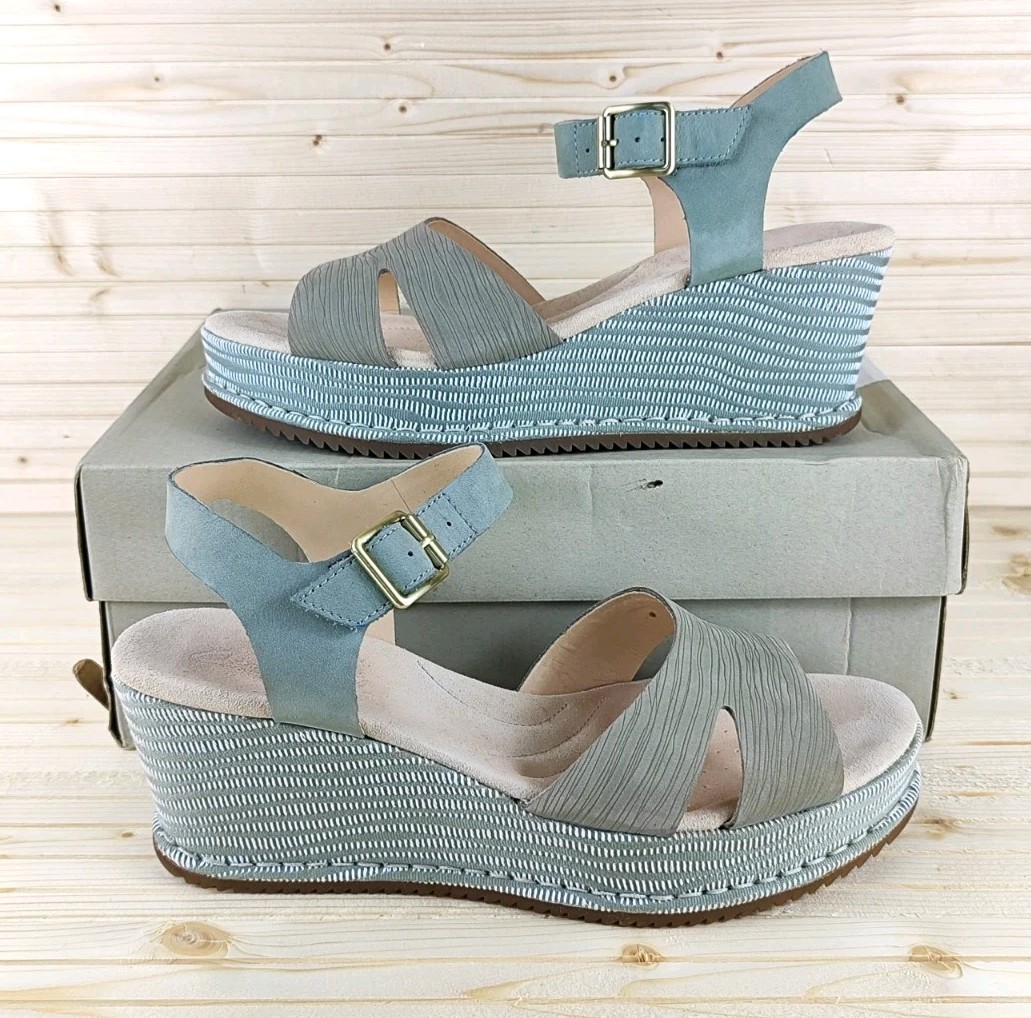 Clarks Akilah Eden Leather Ankle Strap Wedge Olive Green Sandals