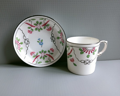 Antike Aynsley Bone China Miniatur Demitasse Tasse & Untertasse handbemalt um 1925