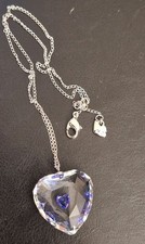 SWAROVSKI COLLIER CŒUR AVEC INSERT PETIT CŒUR VIOLET NEUF NON PORTÉ