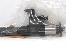 Oem Denso 5474 Fuel Injector Isuzu Npr Npr-hd Nqr Nrr 5.2l L4 Diesel 2005-2007