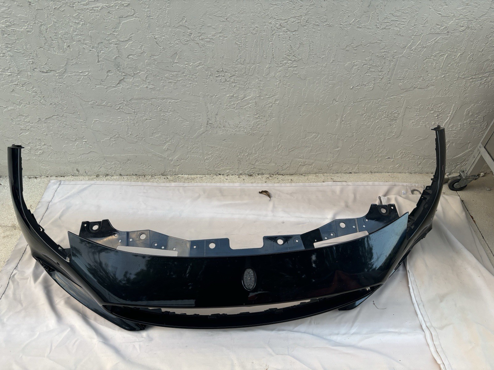 2023 2024 2025 Maserati Granturismo Trofeo M189 Front Bumper Cover OEM 670227310