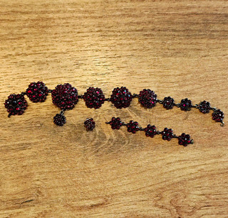 Vintage Armband Kette Original Blütenform Vintage Schmuck Granat Steinen