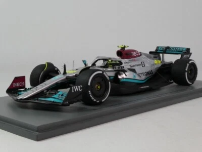 Spark Mercedes AMG W13 #44 Lewis Hamilton 2E GP De France 2022 1/18 18S769 - Photo 1/3